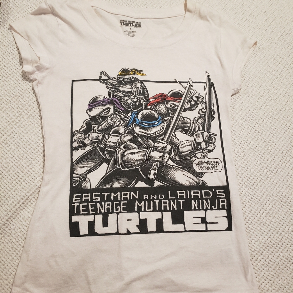 Awesome GRAPHIC TEE TMNT!